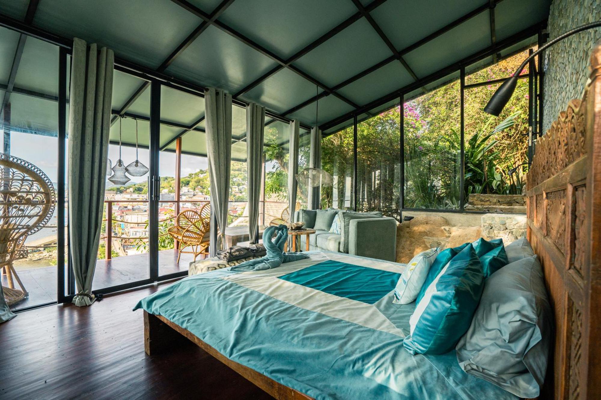 Hotel Selini Hills Labuan Bajo Esterno foto